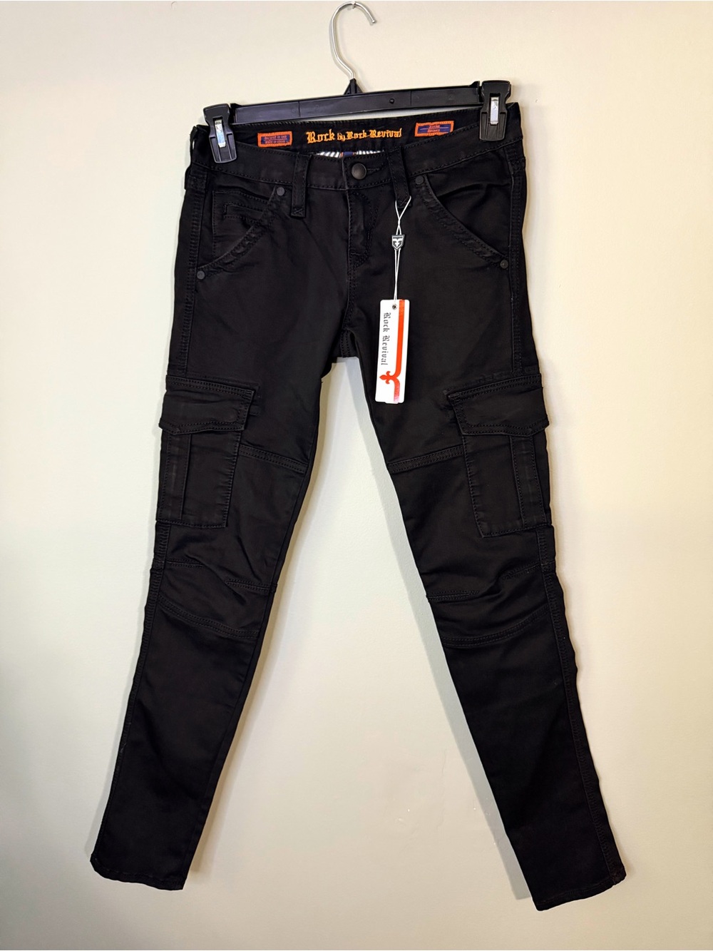 New With Tags Rare Rock Revival Jacky Skinny Black Cargo Jeans 32-1/2” Inseam